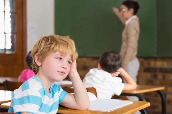 اختلال كم توجهي – بيش فعالی Attention-Deficit/Hyperactivity Disorder
